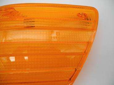Preview: 0008200066 Front left turn signal lens Bosch W107