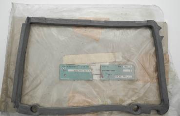 Preview: 0008268080 Right headlight seal W107