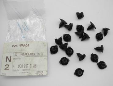0009979186 Plug