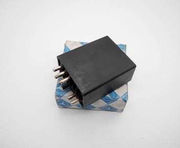 0015459005 Fuel pump shut-off relay M102