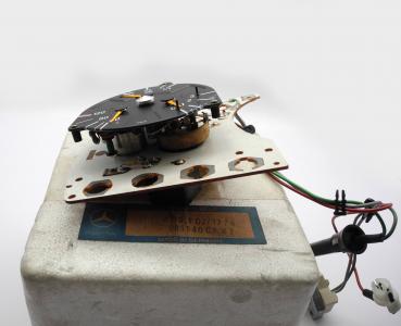 0035400747 Instrument cluster W107 SL SLC W116