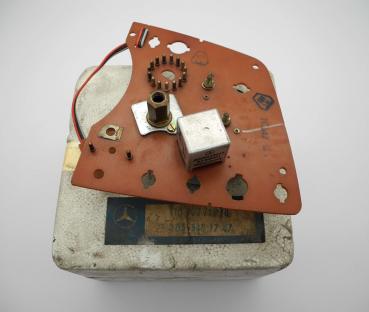 Preview: 0035401747 Kombi-Instrument W123 ohne Beschriftung