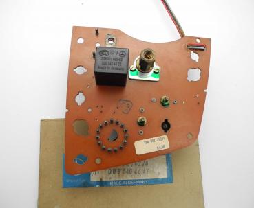 Preview: 0035404647 Kombiinstrument W123 ab 9/82