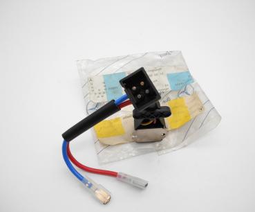 Preview: 0058205010 Gebläseregler W140 Bosch