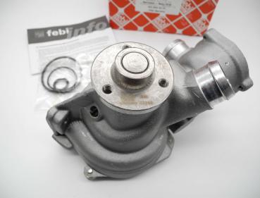 1032003701 Water pump M103