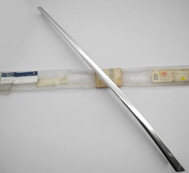 1076981080 Trim strip A-pillar C107