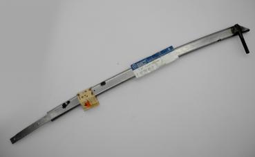 1077200315 Fensterlaufschiene vorne links W107