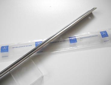 Preview: 1077250365 Abdichtschiene links A-Säule SL