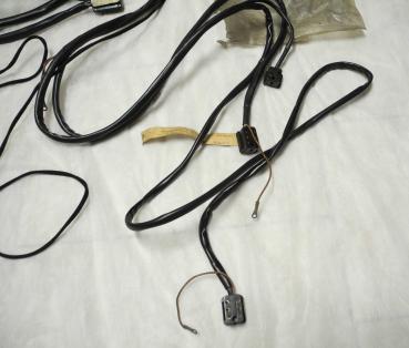 Preview: 1085400007 Leitungssatz Schlussleuchten W108 250S