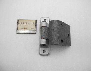 1087200137 Front door hinge