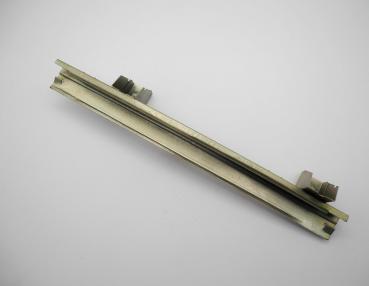 1087300215 Fensterführung hinten R W108 /8