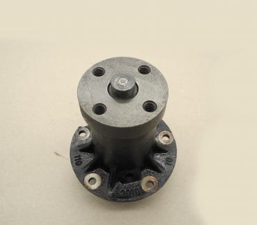 1102001720 Water pump M110 M114 M115 M123 M130 M180 OM615 OM616 OM617