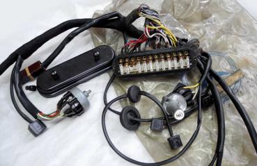 Preview: 1105402105 Haupt-Kabelbaum W110 190c Heckflosse