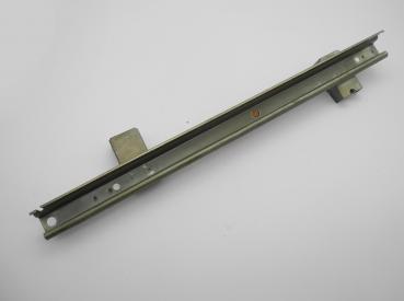 1107300515 Fensterführung linke Fondtür Heckflosse