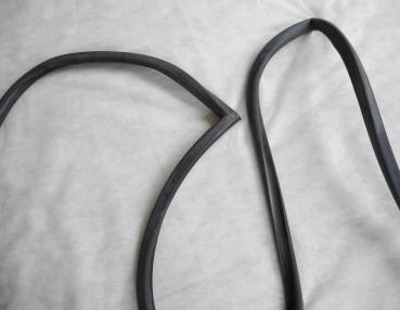 Preview: 1107500377 Heckdeckeldichtung Heckflosse