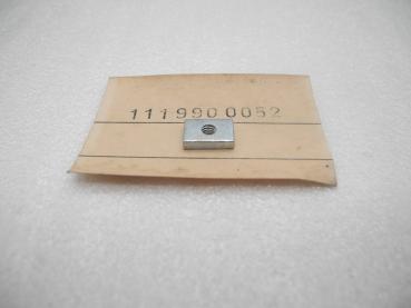 Preview: 1119900052 Vierkantmutter Zierrahmen Scheinwerfer