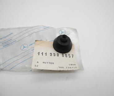 1119900057 Rändelmutter Rücklicht