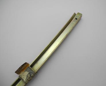 Preview: 1137201117 Fensterlaufschiene links hinten Pagode