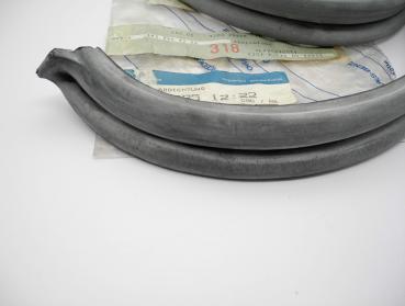 Preview: 1137951222 Seal for hard- and softtop Pagoda