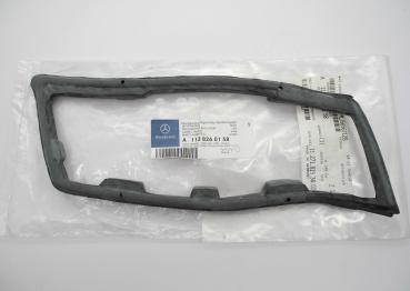1138260158 Left taillight seal W113