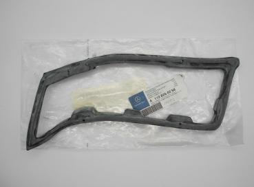 1138260258 Right taillight seal W113