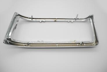 Preview: 1158260259 Zierrahmen Rücklicht rechts