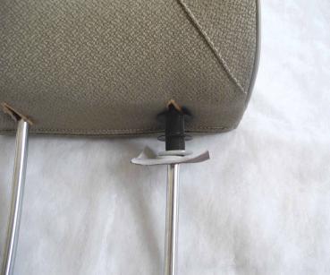 Preview: 1159704150 Kopfstütze Hasenohr W114 W115 2. Serie