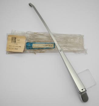1168202644 Right windshield wiper arm W116