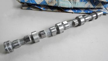 1170510201 Nockenwelle links M117.960