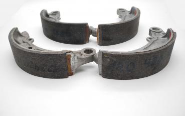 1204201220 Set of brake shoes