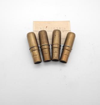 1210502824 Valve guide M121