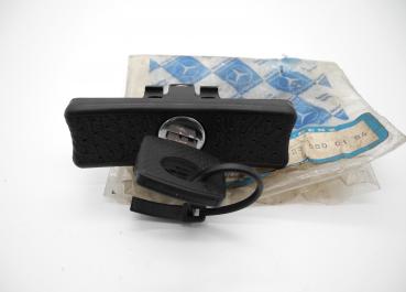 1236800184 lock glove compartment with key