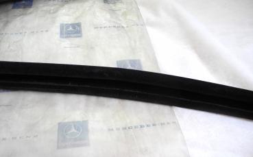 Preview: 1237350125 Fensterlaufschiene hinten W123