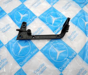 1297270211 Bracket top right seat adjustment W129