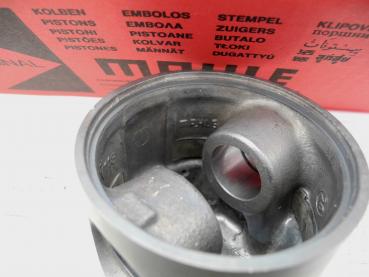 Genuine Mahle pistons for BMW
