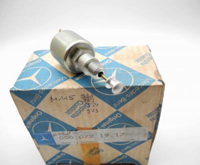 0000721917 Cut-off carburetor recirculation valve