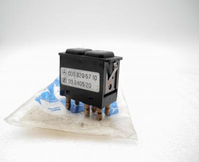 0008205710 Rear windshield washer switch W123