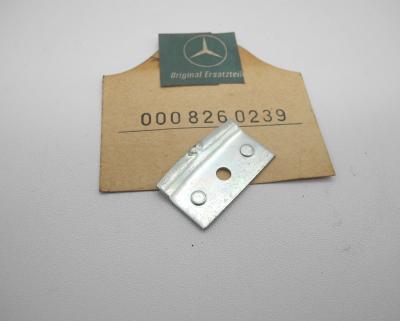 0008260239 Lasche Deckelring Scheinwerfer W110
