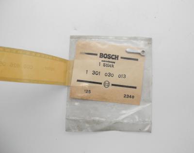 0008260539 Halter Höhenverstellung Scheinwerfer