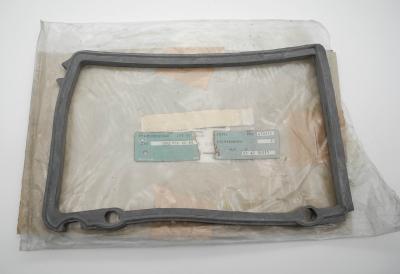 0008268080 Right headlight seal W107