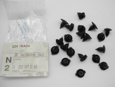0009979186 Plug