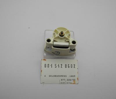 0015428602 Öldruckmesser 24V