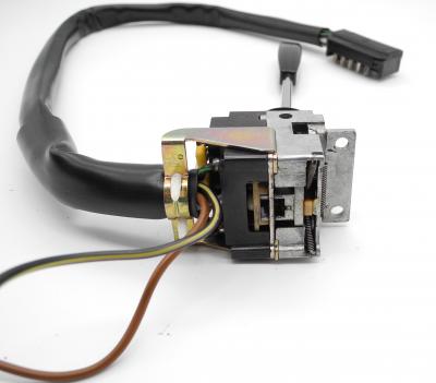 0015458624 Steering column switch Fintail