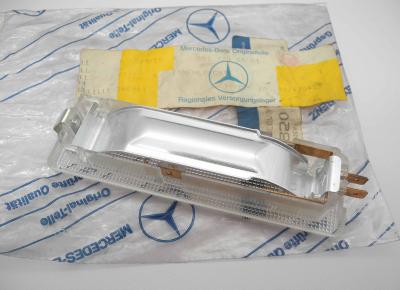 00182006014 Rear cabin light