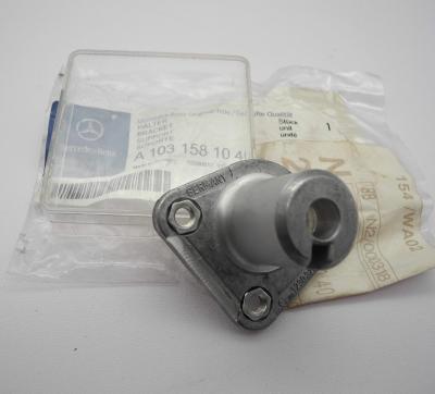 1031581040 Distributor finger bracket M103