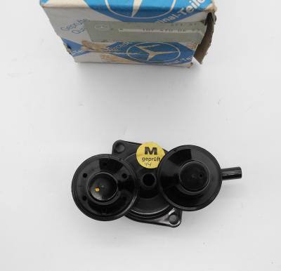 1074700693 Tank breather valve