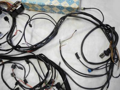 1075400706 Hauptleitungssatz W107 R107 280SL