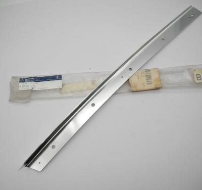 1076981080 Trim strip A-pillar C107