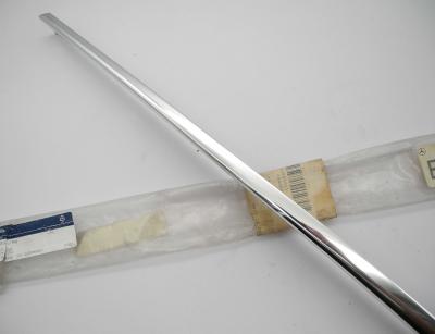 1076981080 Trim strip A-pillar C107