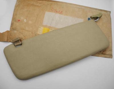 1078101910 Sonnenblende links SL Creme